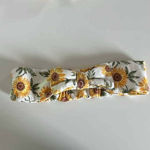 Little Lass 3 piece outfit size 2T - Picture 4 of 4